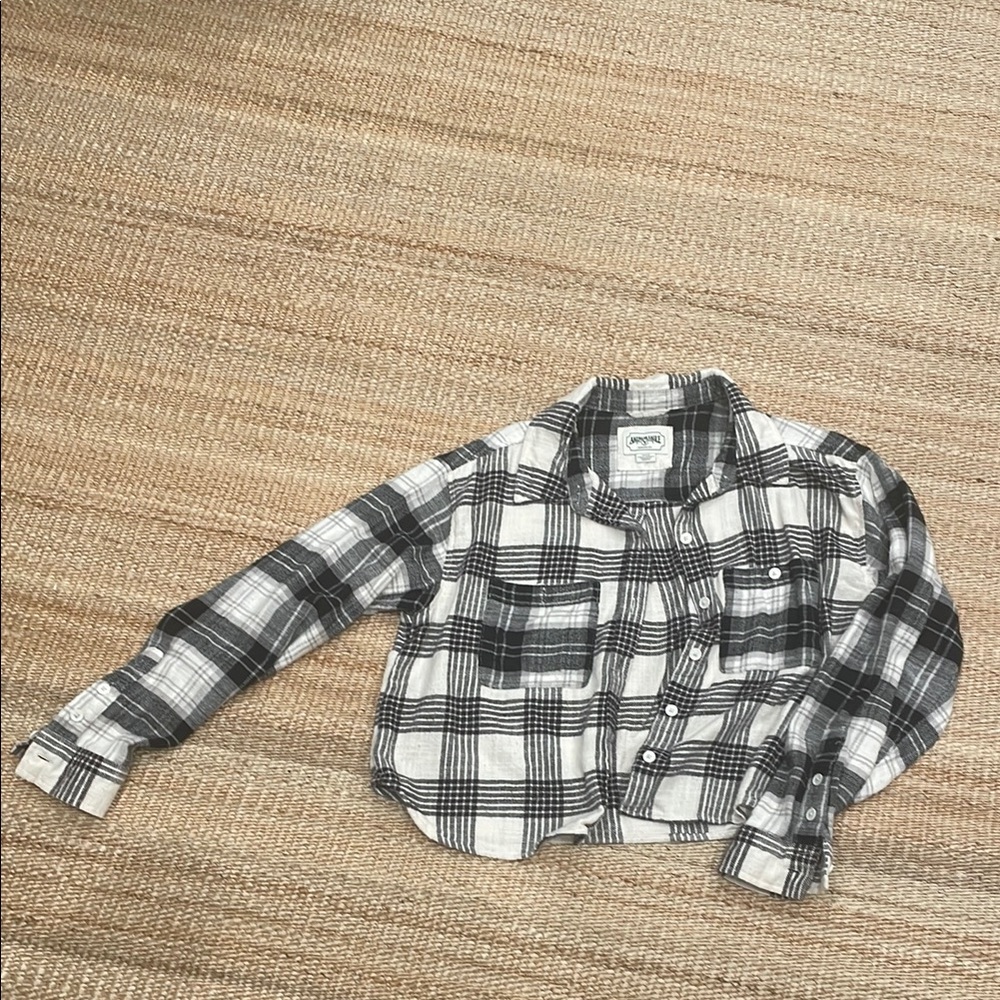 American Eagle Flannel Button Down Shirt